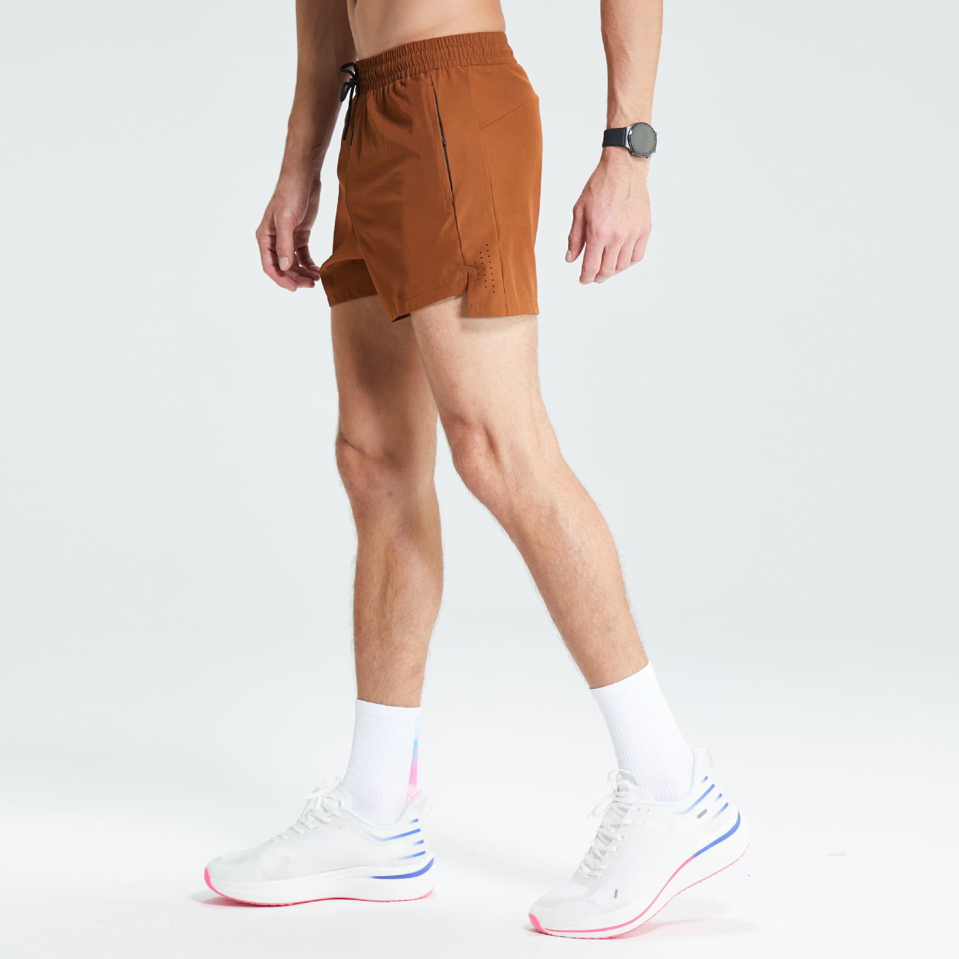 スポーティーサイドスリット入りショートパンツ