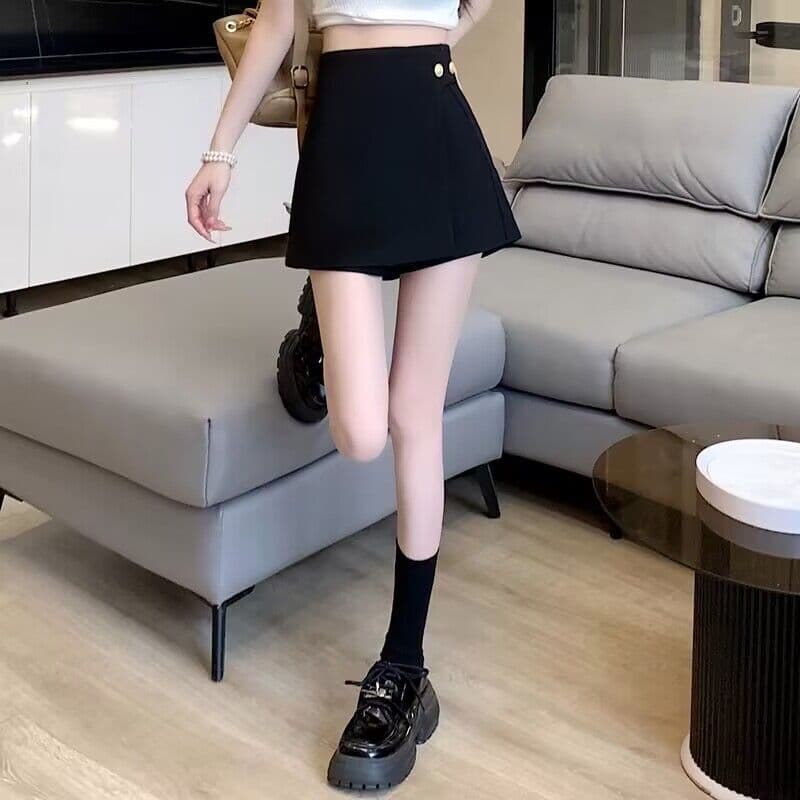 フロントタックスカート風ショートパンツ