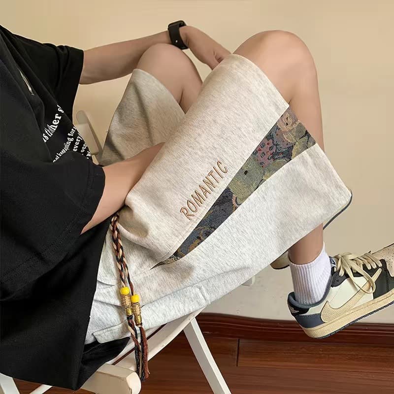 ショートパンツ 生成です