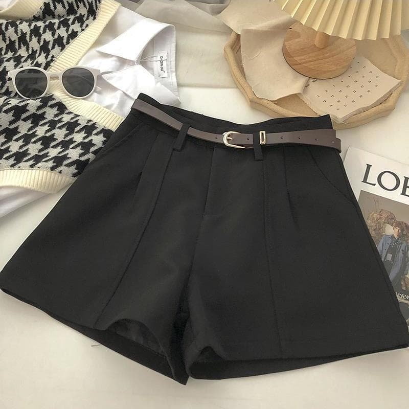 ショートパンツ ベルト付きタックショートパンツ
