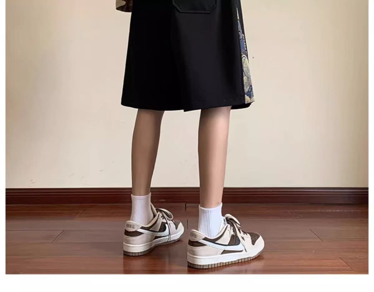 ショートパンツ 生成です