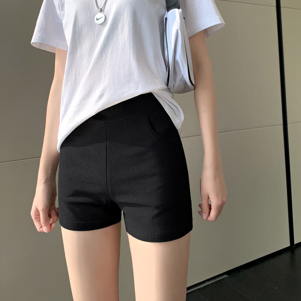 シンプルストレッチショートパンツ