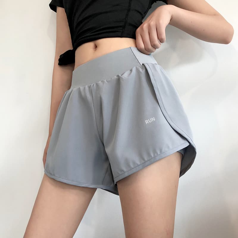 ランニング用ゆったりショートパンツ