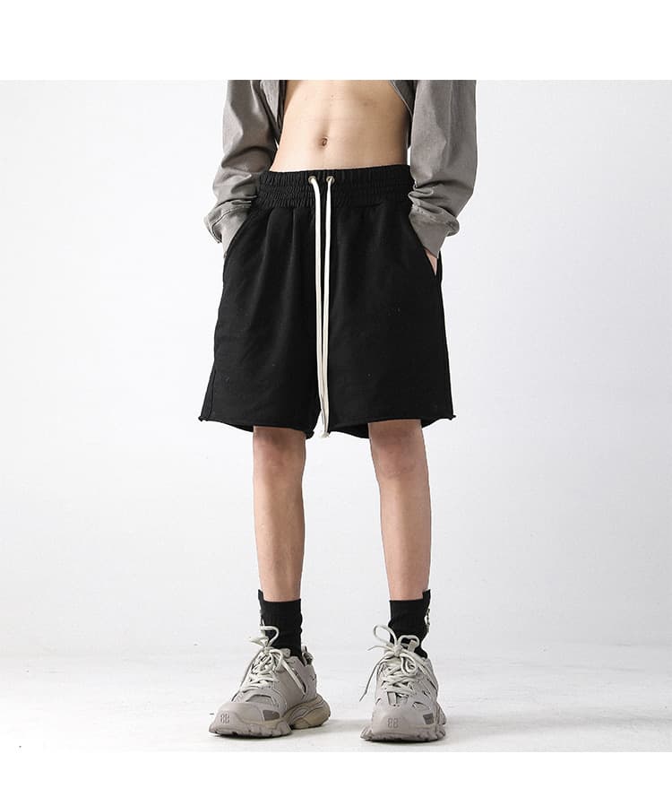 リラックスドロスト裾切りっぱなしショートパンツ