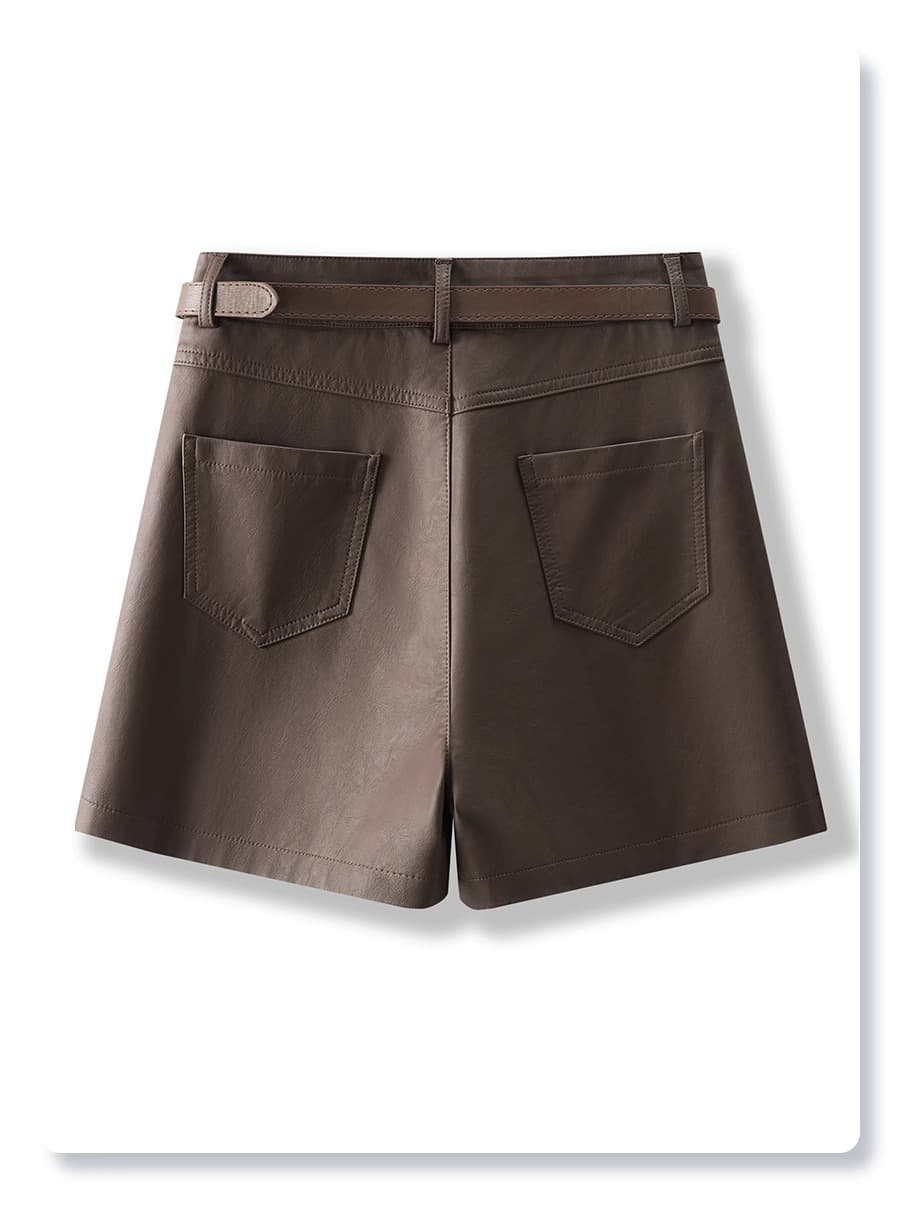 ベーシック合皮ベルト付きショートパンツ