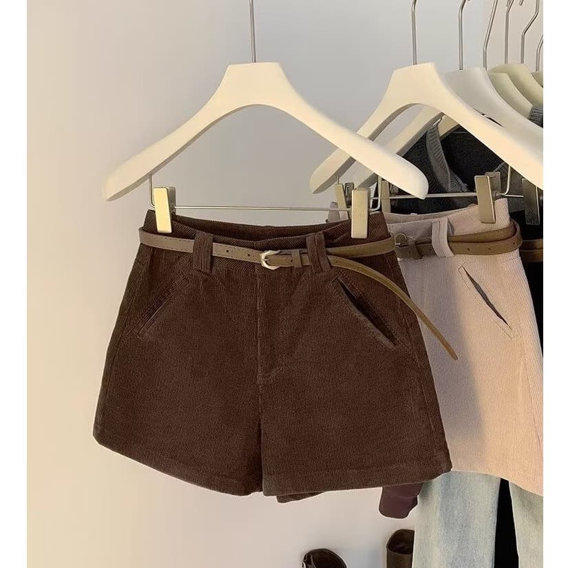 コーデュロイベルト付きショートパンツ
