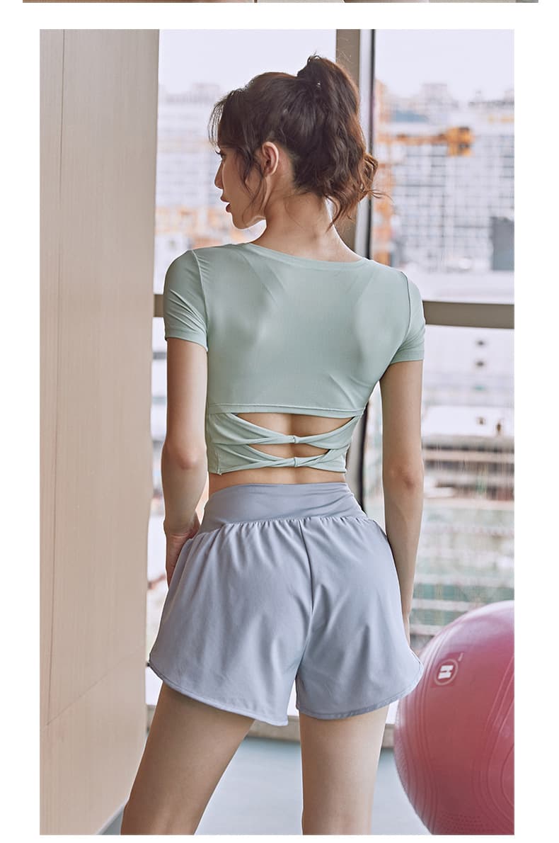 ランニング用ゆったりショートパンツ