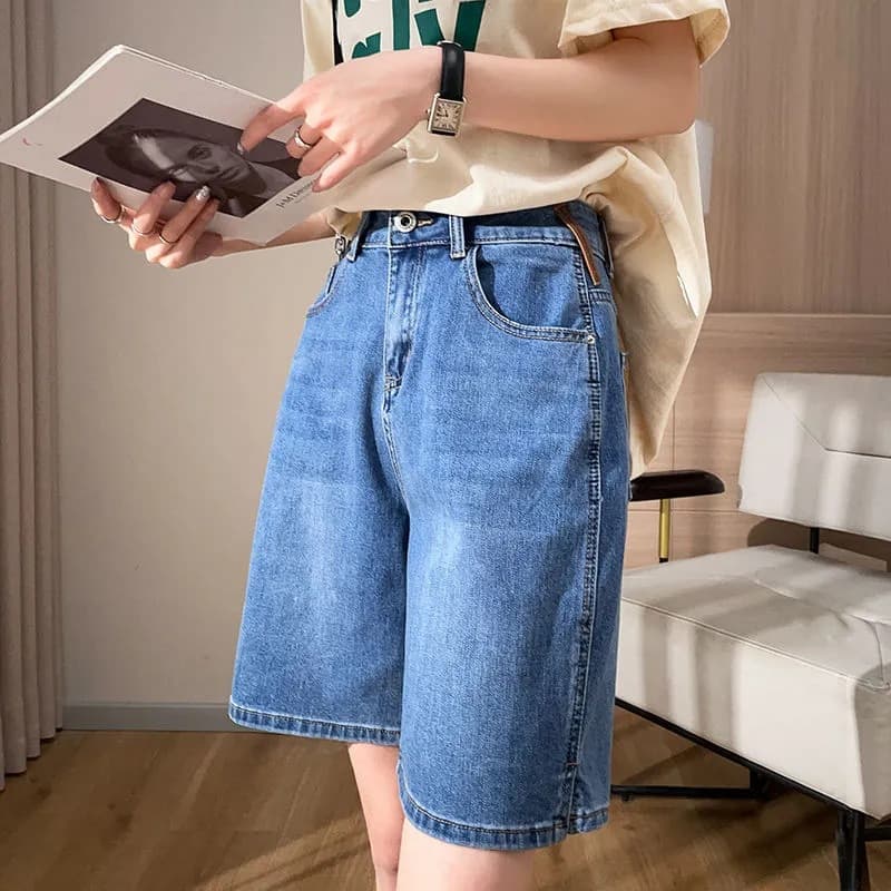 ゆったりデニムショートパンツ