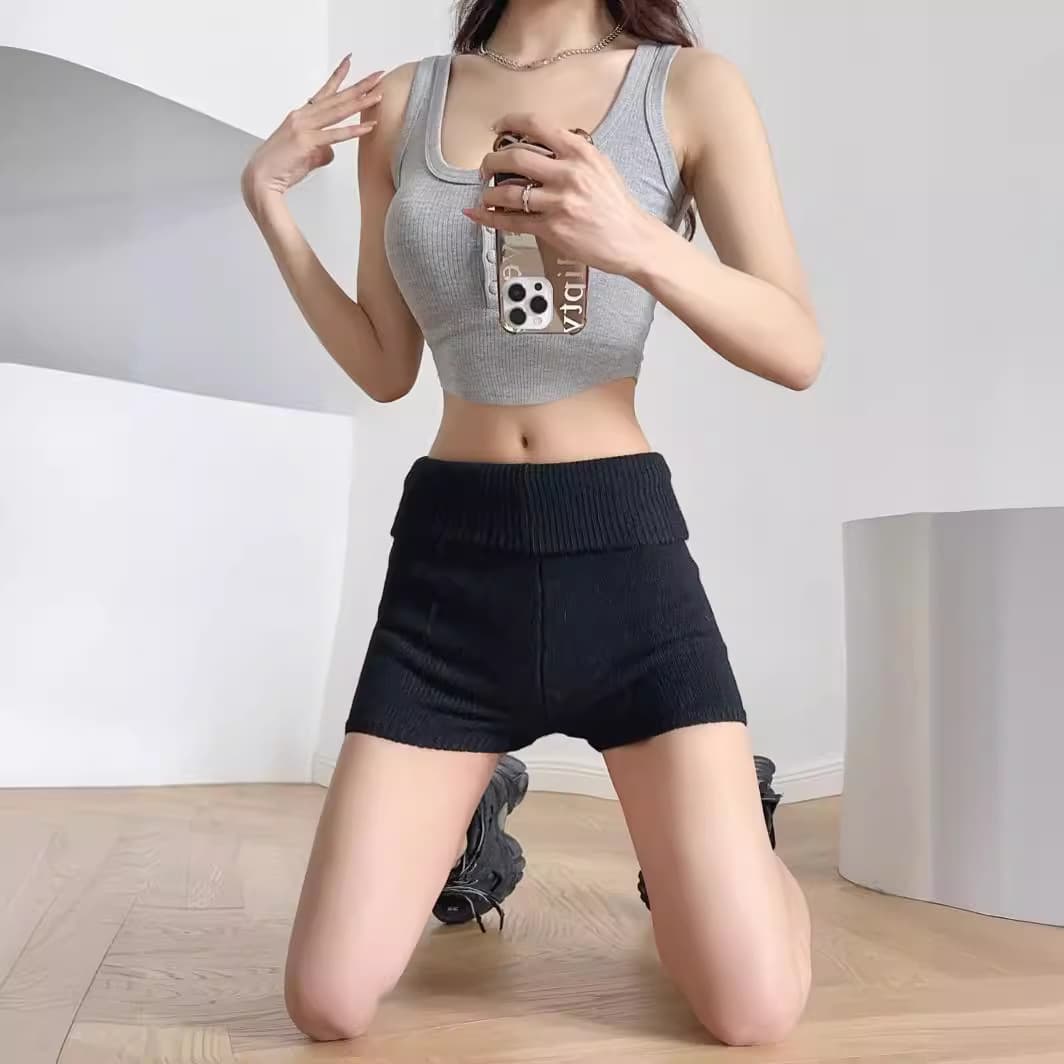 リブ編みハイウエストショートパンツ